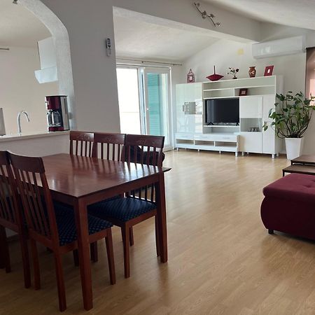 Apartments Tomas ブレラ エクステリア 写真